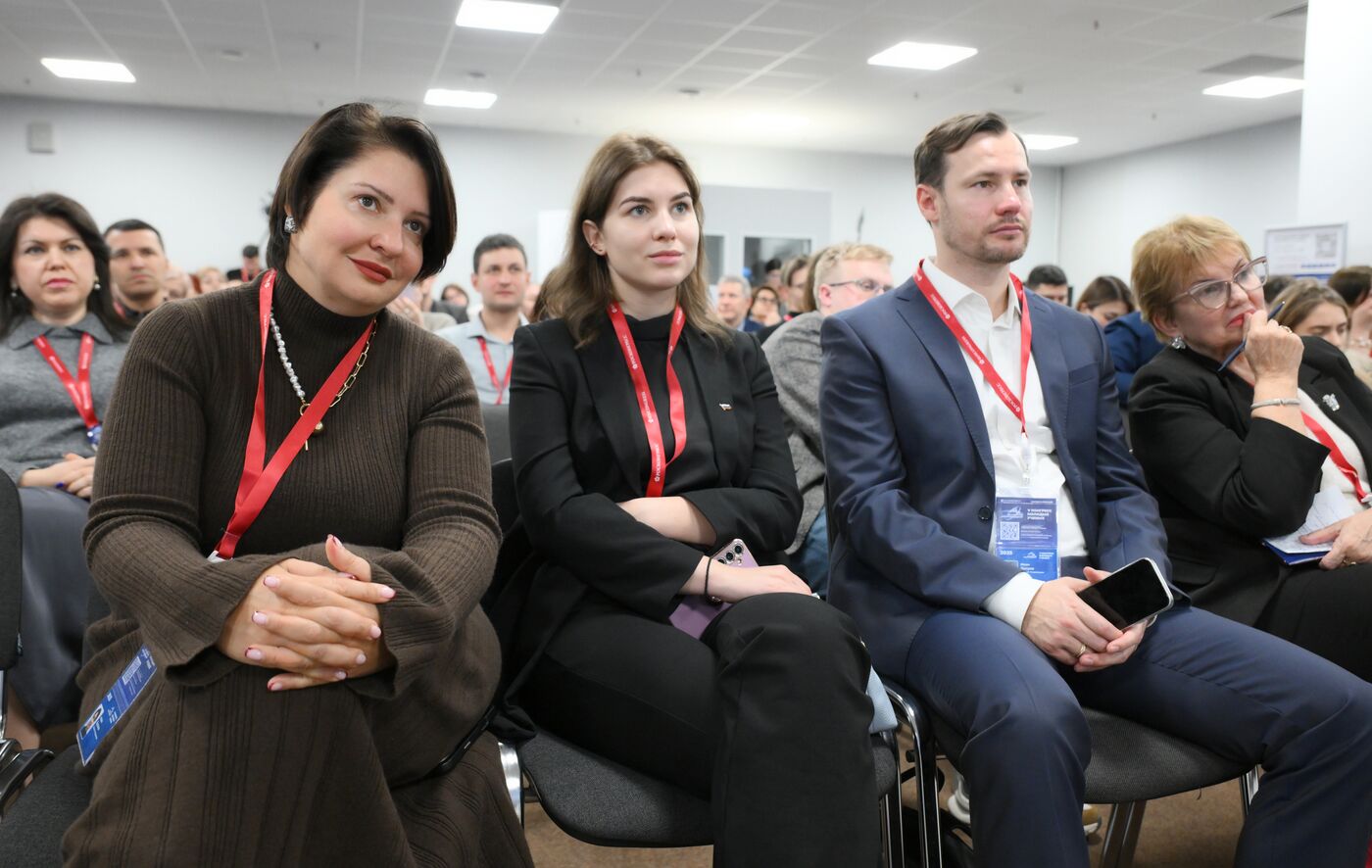 2025 Young Scientists Congress. Scientists and Teachers: How to Build a Path to Each Other