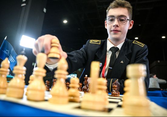 2025 Young Scientists Congress. Roscongress Dice Chess Cup