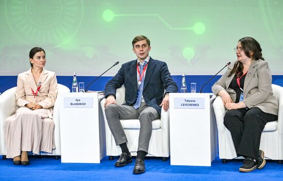 2025 Young Scientists Congress. Passing the Torch: A Dialogue among Award Winners about the Future of Pedagogical Science
