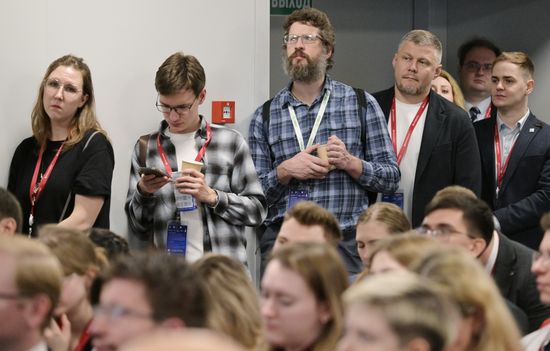 2025 Young Scientists Congress. Dialogue with Experts: ‘Good Cop, Bad Cop’ Experts to Roast Projects of Young Scientists Councils on Decade of Science and Technology Tasks