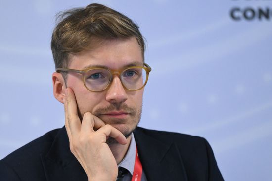 2025 Young Scientists Congress. The World in 2050: How Do You Like the Future So Far?