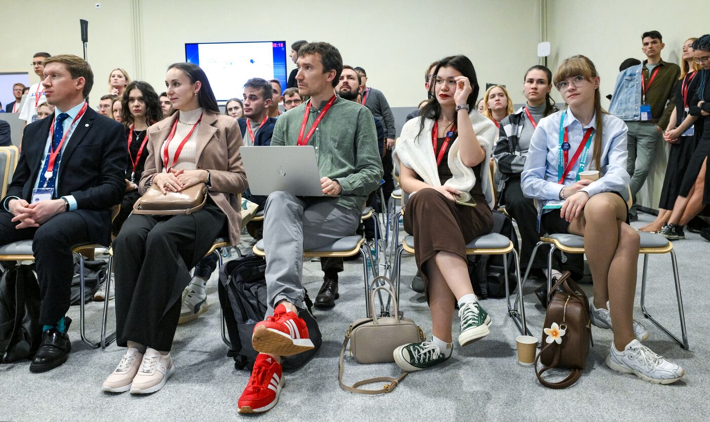 2025 Young Scientists Congress. Lecture. Predicting and Explaining New Chemical Phenomena and Substances