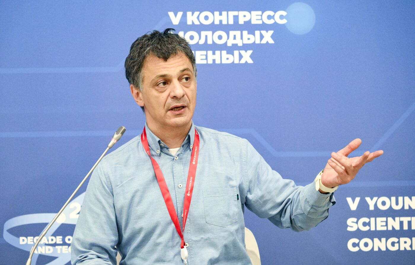 2025 Young Scientists Congress. Lecture. Predicting and Explaining New Chemical Phenomena and Substances