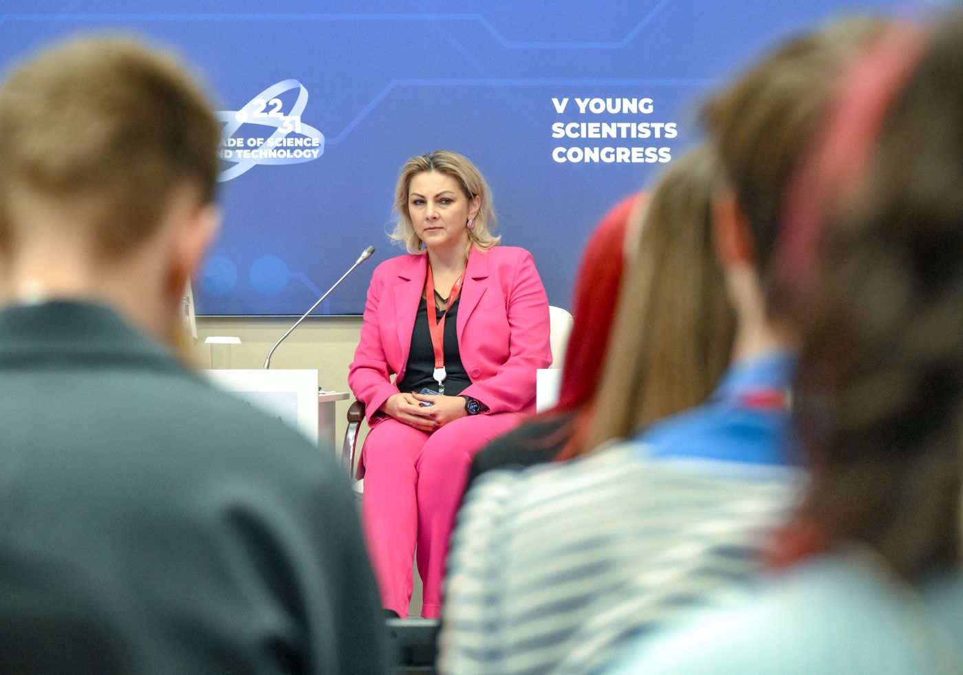 2025 Young Scientists Congress. Research Adviser – A Boss, Coach, or Educator?
