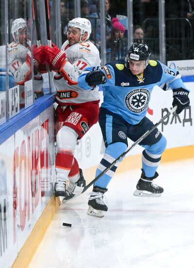 Russia Ice Hockey Kontinental League Sibir - Avtomobilist