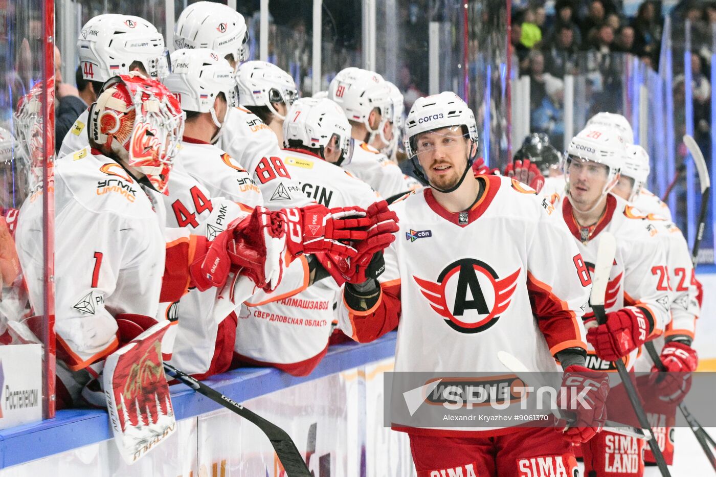 Russia Ice Hockey Kontinental League Sibir - Avtomobilist