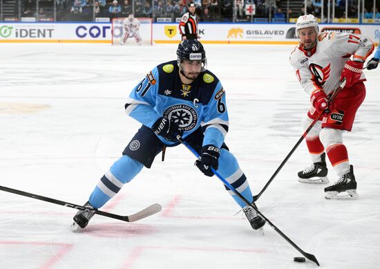 Russia Ice Hockey Kontinental League Sibir - Avtomobilist