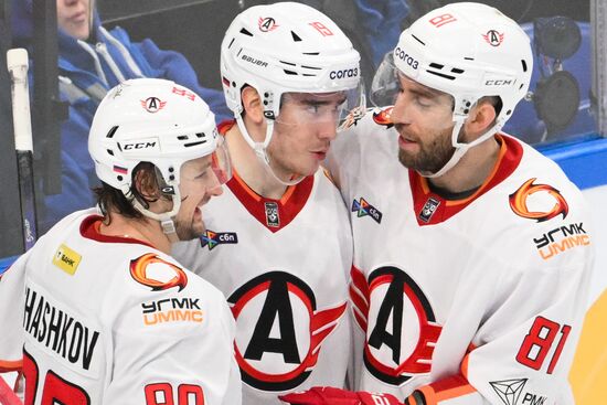 Russia Ice Hockey Kontinental League Sibir - Avtomobilist