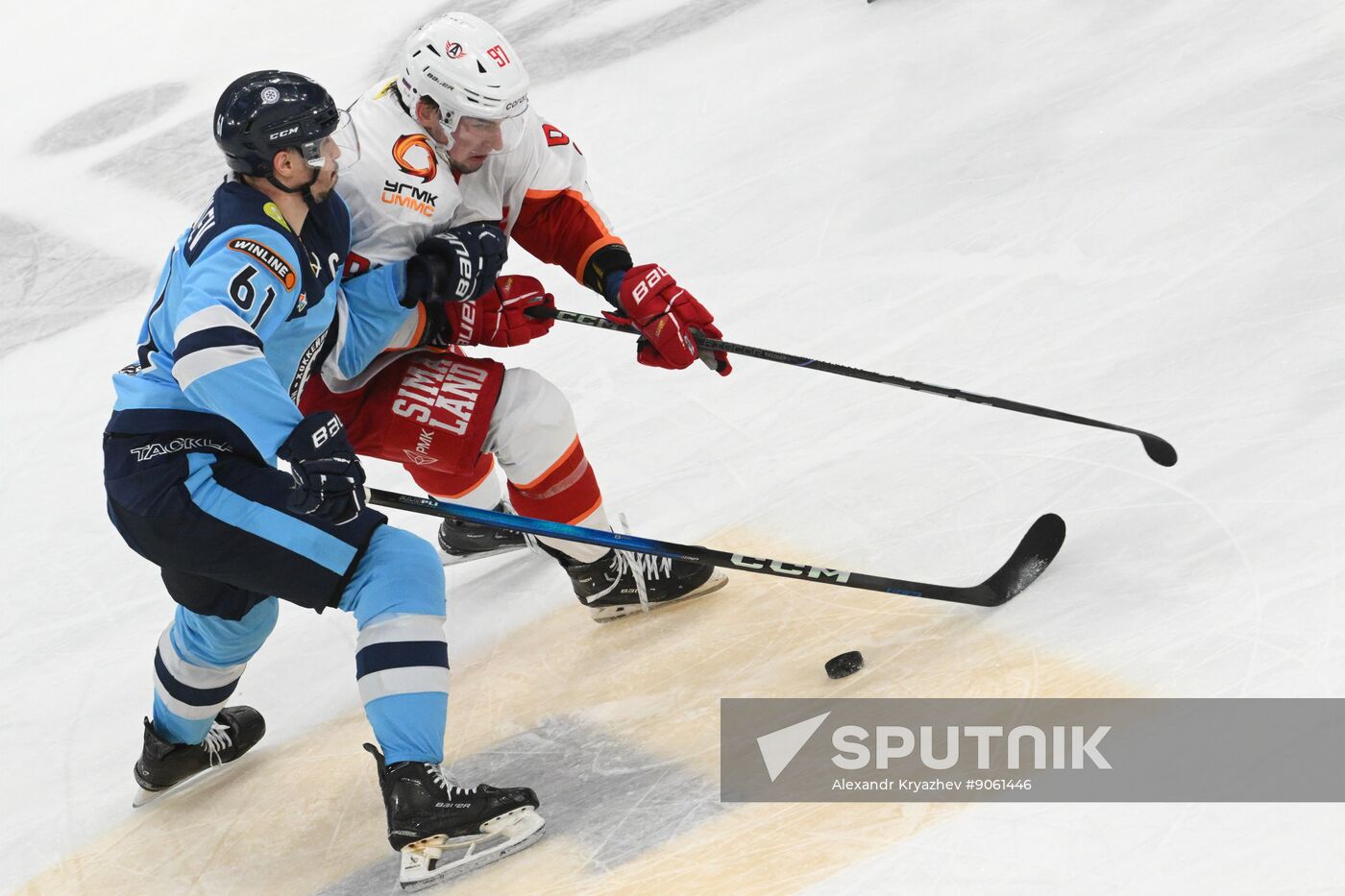 Russia Ice Hockey Kontinental League Sibir - Avtomobilist