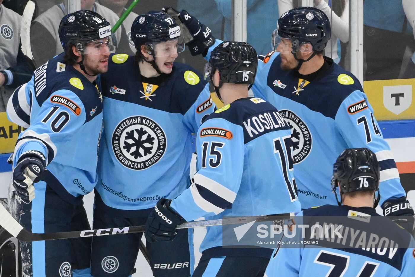 Russia Ice Hockey Kontinental League Sibir - Avtomobilist