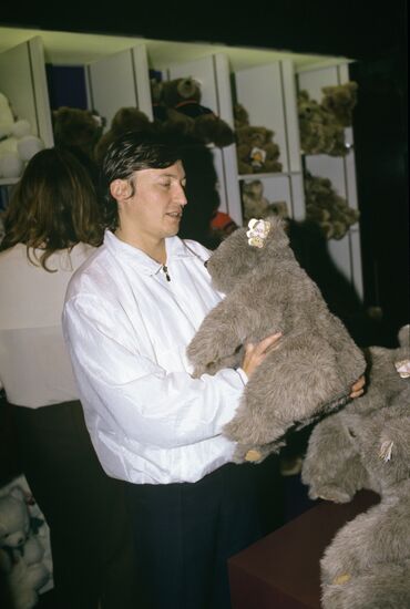 Soviet Grandmaster Anatoly Karpov in US