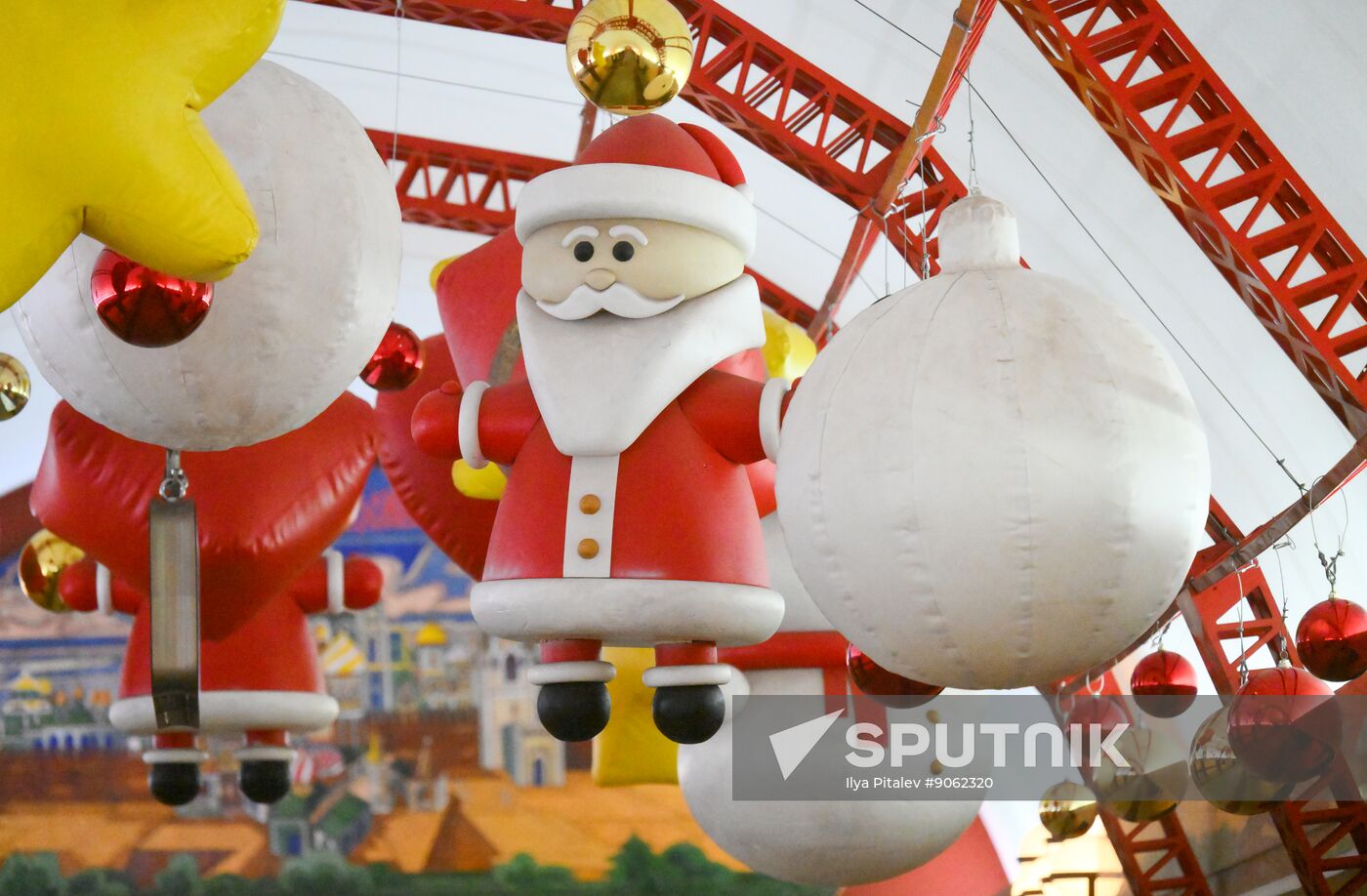 Russia New Year Season Preparations