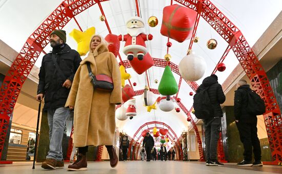 Russia New Year Season Preparations