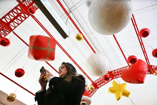 Russia New Year Season Preparations