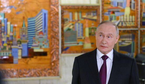 Russia Putin VTB Investment Forum