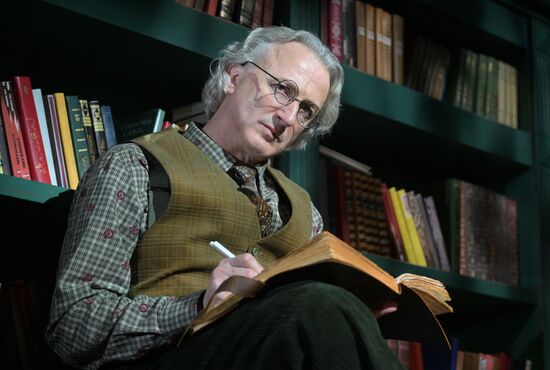 Russia Theatre Choice