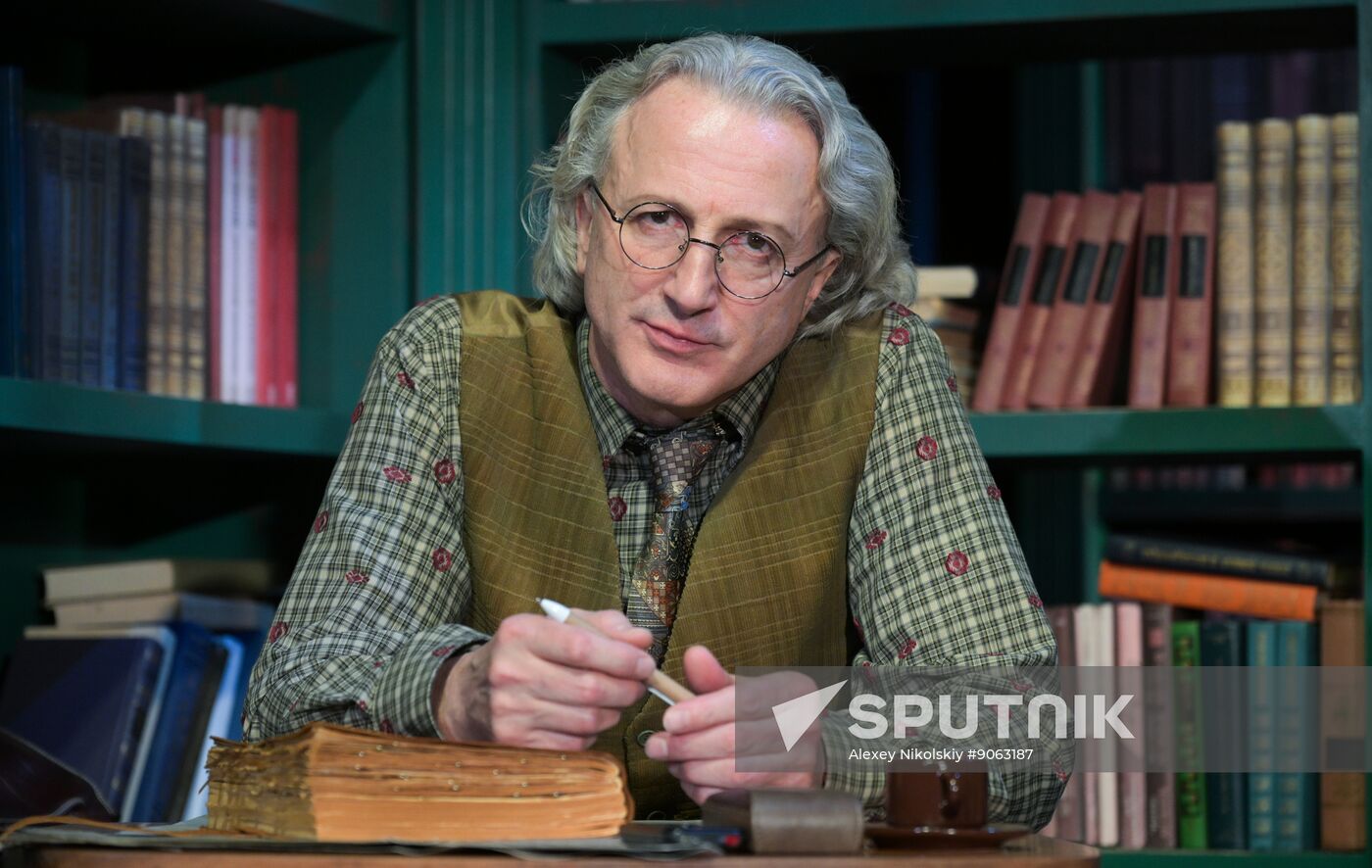 Russia Theatre Choice