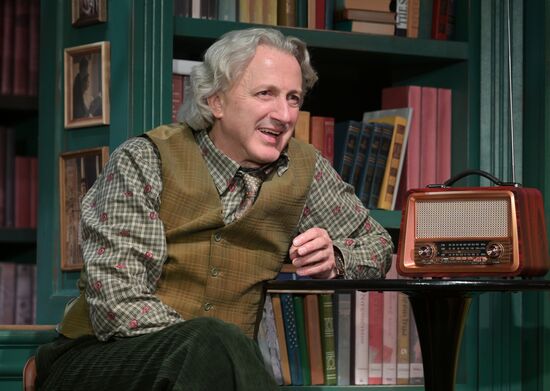 Russia Theatre Choice