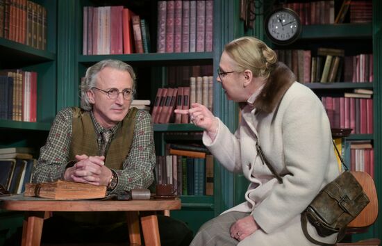 Russia Theatre Choice