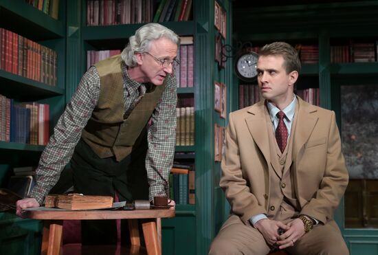 Russia Theatre Choice