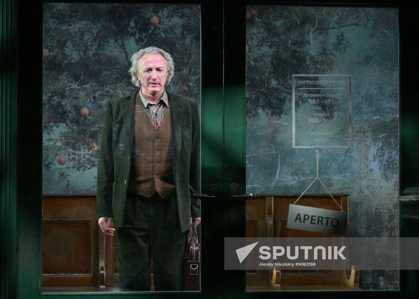 Russia Theatre Choice