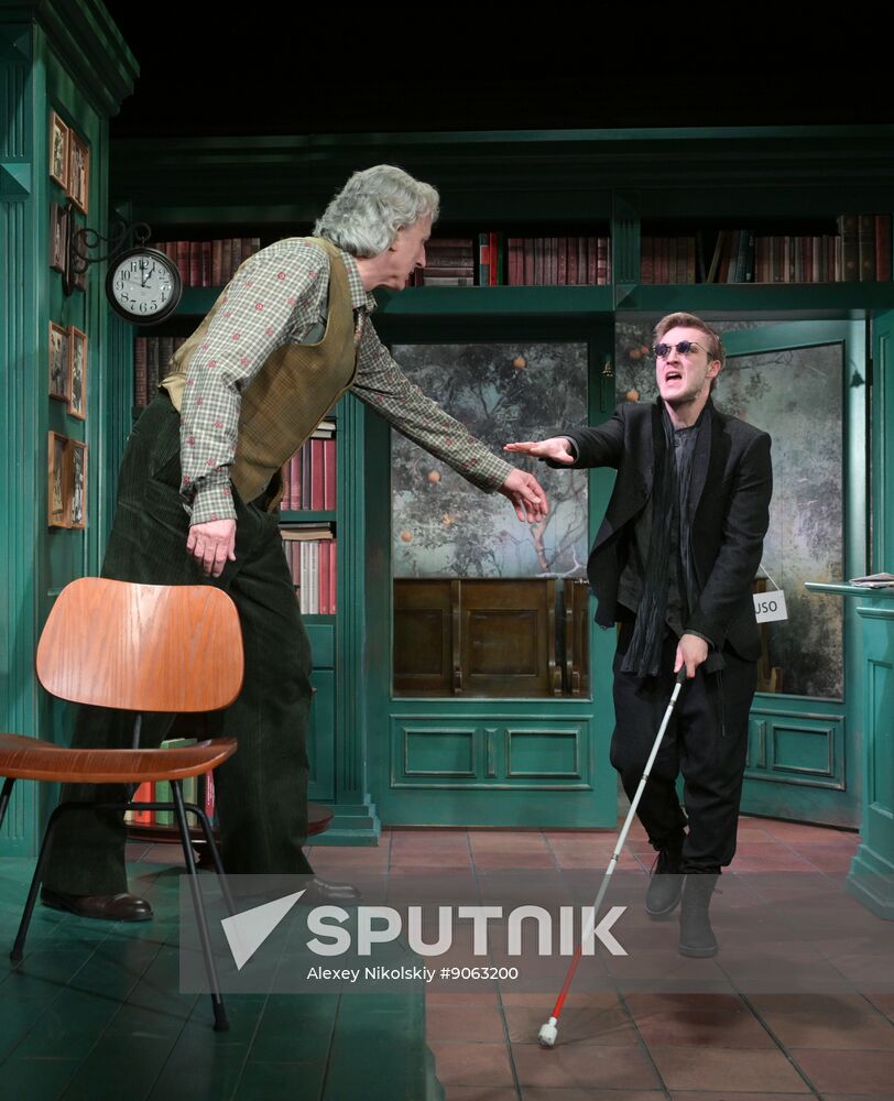 Russia Theatre Choice