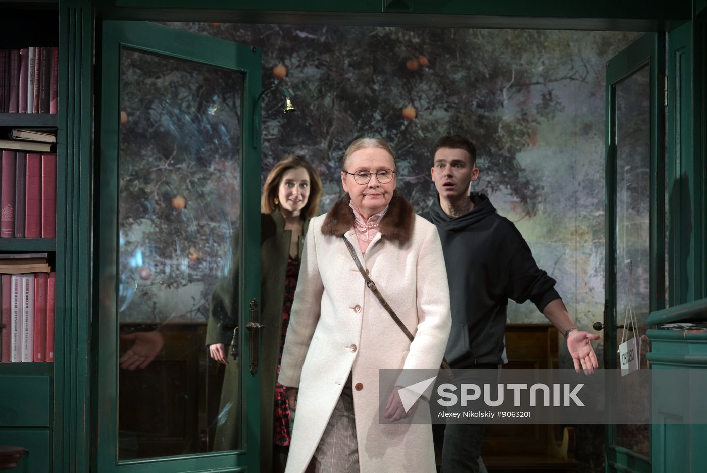 Russia Theatre Choice