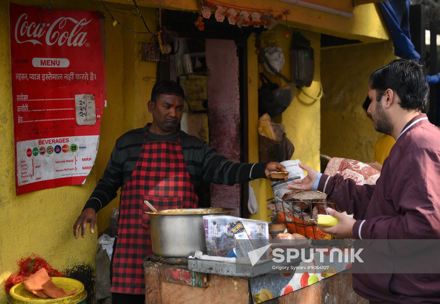 India Delhi Daily Life