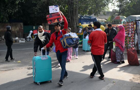 India Delhi Daily Life