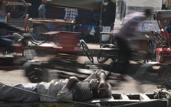 India Delhi Daily Life