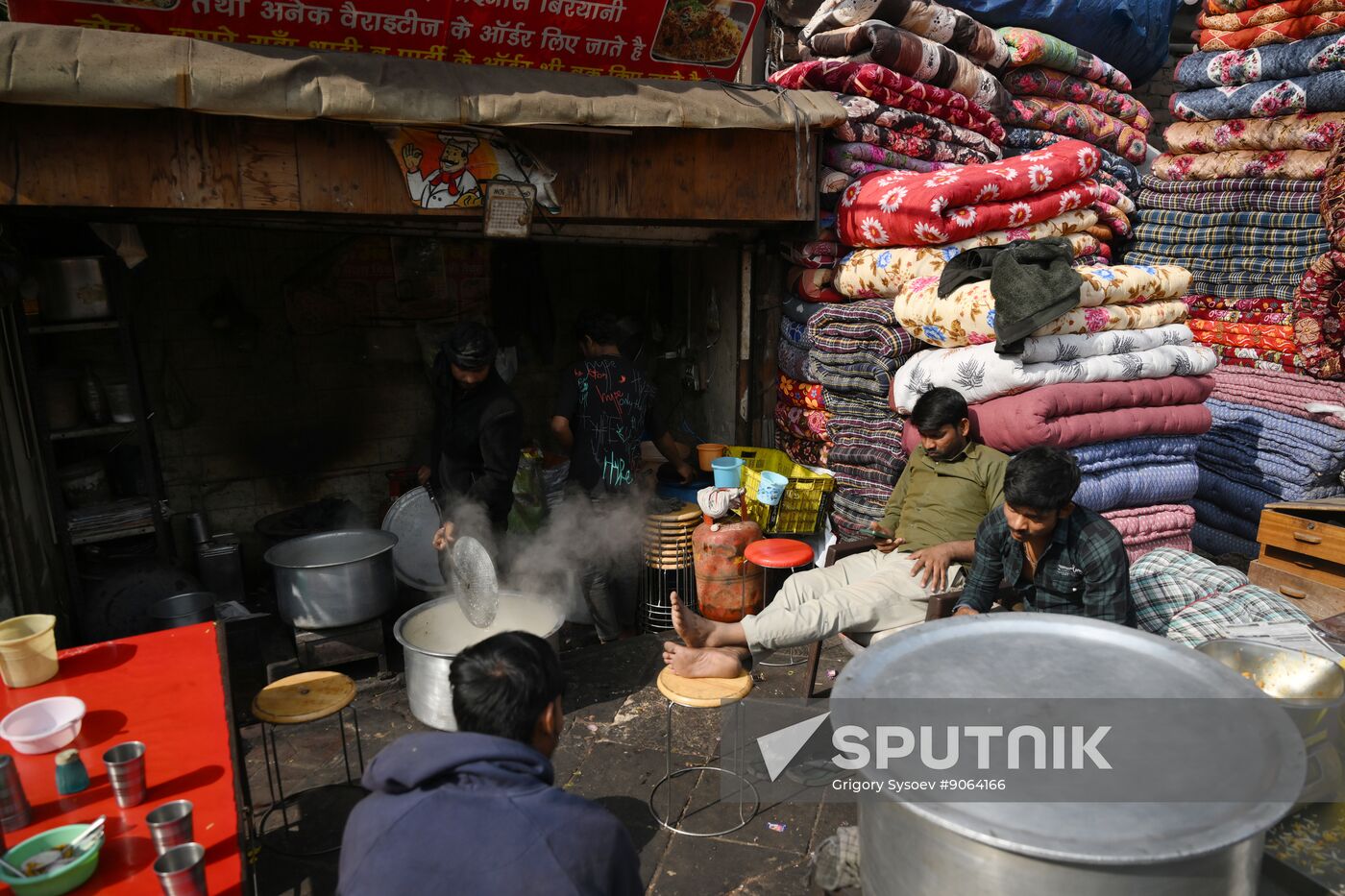 India Delhi Daily Life