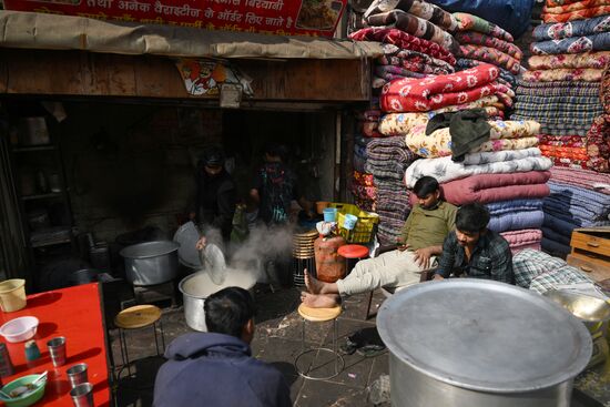 India Delhi Daily Life