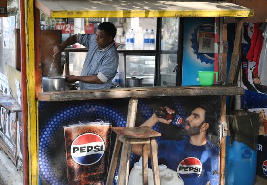 India Delhi Daily Life