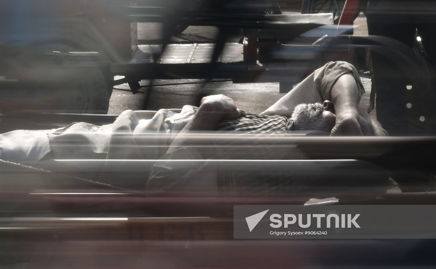 India Delhi Daily Life