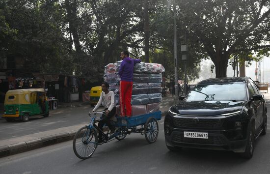 India Delhi Daily Life