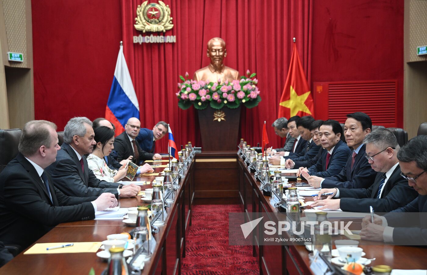 Vietnam Russia Security