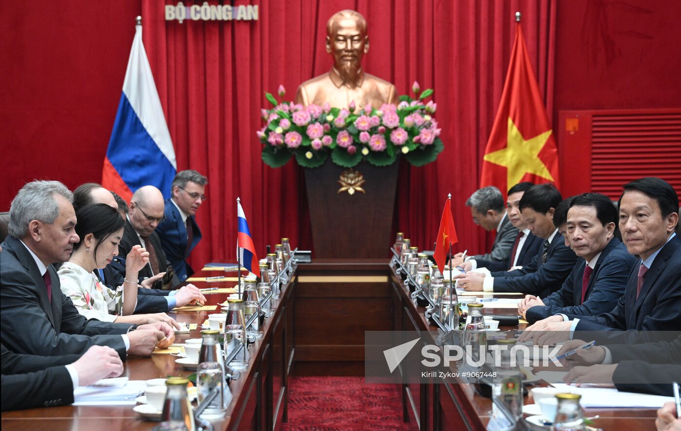 Vietnam Russia Security