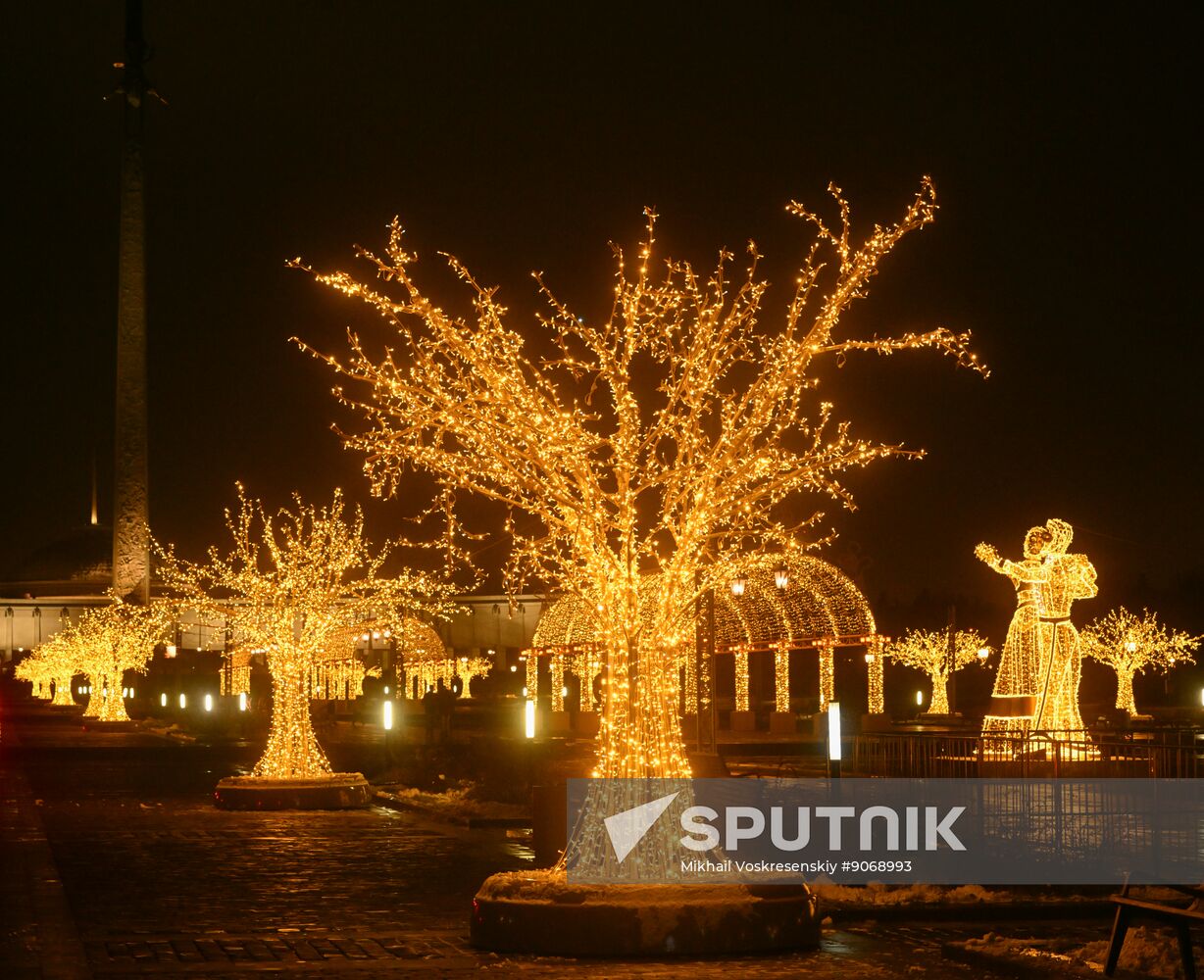 Russia New Year Season Preparations
