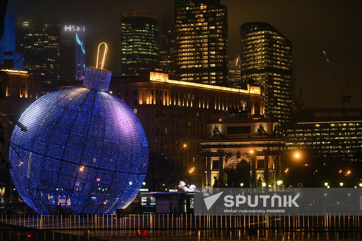 Russia New Year Season Preparations