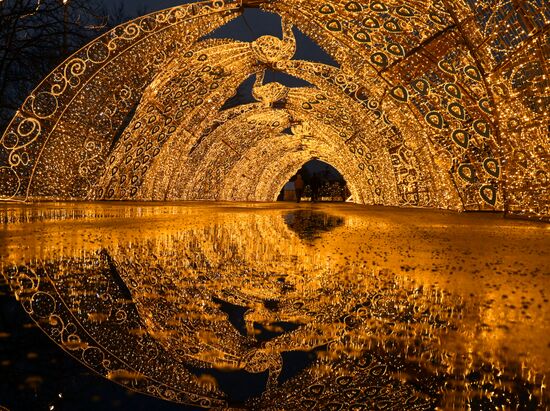 Russia New Year Season Preparations