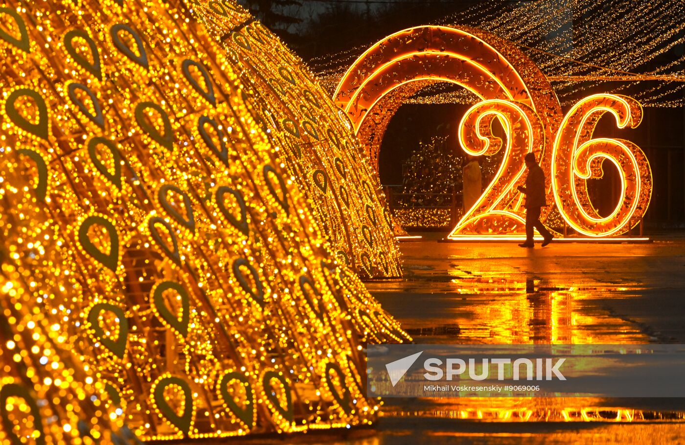 Russia New Year Season Preparations