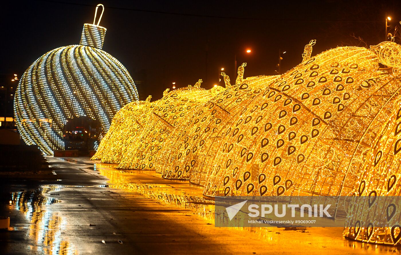 Russia New Year Season Preparations