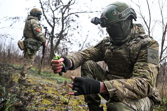 Russia Ukraine Military Operation Signal Unit