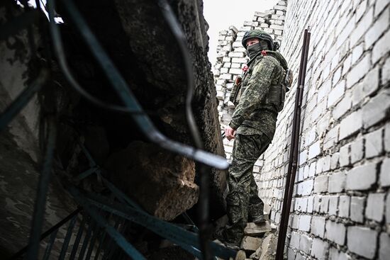 Russia Ukraine Military Operation Signal Unit