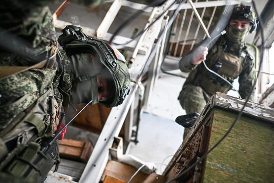 Russia Ukraine Military Operation Signal Unit