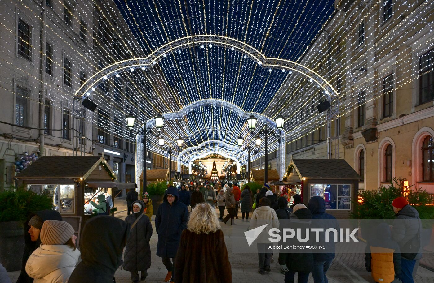 Russia New Year Season Preparations