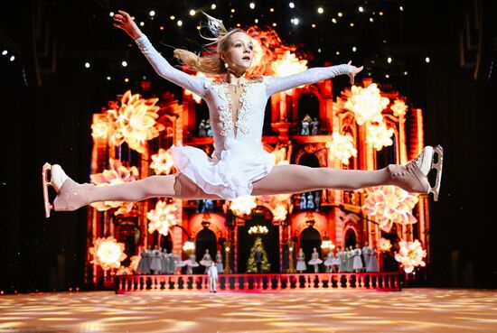 Russia Ice Show Sleeping Beauty