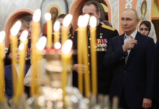 Russia Putin Religion Orthodox Christmas