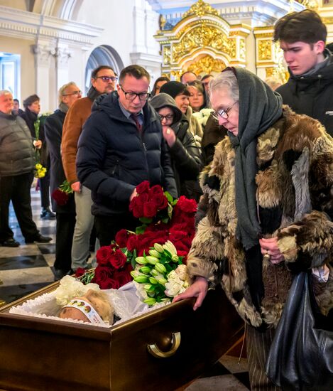 Russia Photographer Plotnikov Death