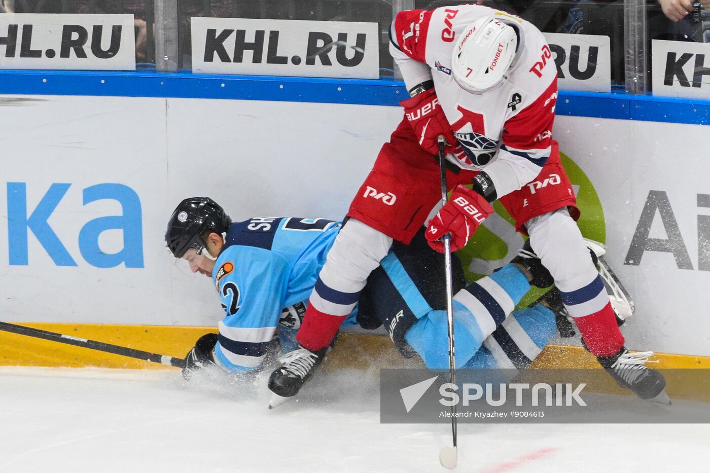Russia Ice Hockey Kontinental League Sibir - Lokomotiv